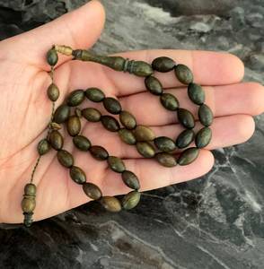 Tasbih Islámico de Madera Vintage de Moda, Cuentas Hechas a Mano para la Oración, Meditación y Enfoque Espiritual por Tradebyd - Product Image 1