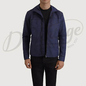 Veste coupe-vent légère bleu marine pour homme avec capuche, coupe ajustée, résistante à l'eau, veste softshell décontractée et sportive pour l'extérieur - Product Image 1