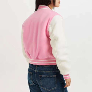 Blouson universitaire de baseball personnalisé pour hommes et femmes, rose sur les manches, broderie, respirant, en laine/cuir, vente en gros - Product Image 5