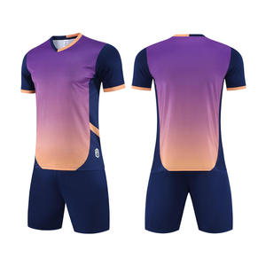 Camiseta de Fútbol Personalizable con Diseño Transpirable de Manga Corta, Diseña Tu Propio Uniforme de Fútbol de Fábrica en Pakistán - Product Image 1