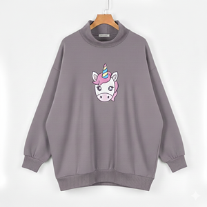 เสื้อสเวตเชิ้ตคอกลมสีเบจสำหรับผู้หญิง พิมพ์ลายการ์ตูนยูนิคอร์น ผ้าฝ้ายถักทรงโอเวอร์ไซส์ สวมใส่ในฤดูใบไม้ร่วง คอเต่า - Product Image 3