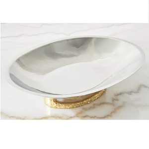 Tazón Decorativo de Metal Brillante y Moderno para Mesa, con Borde Decorativo y Forma Redondeada, para Servir Frutas, Aperitivos y Frutos Secos - Product Image 6