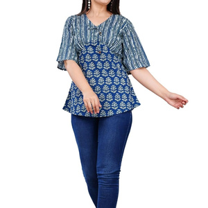 เสื้อผู้หญิงดีไซน์เรียบง่าย สวมใส่สบายในชีวิตประจำวัน ทรงหลวมและดูทันสมัย - Product Image 1