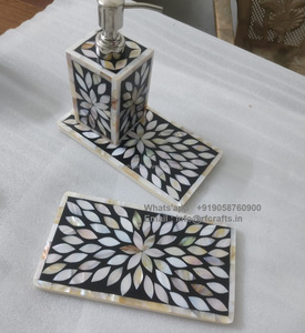 Juegos de baño de resina fundida de alta calidad RFcrafts para hotel y restaurante, aspecto elegante y duradero - Product Image 2