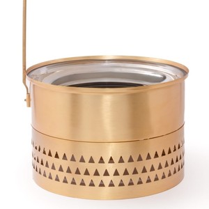 Calentador de Alimentos de Lujo Dorado con Acabado Cepillado, Tapa de Cúpula Colgante y Base Perforada Elegante para Hostelería y Eventos de Buffet - Product Image 4