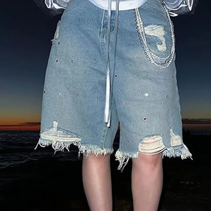 Shorts Bermuda en jean déchiré tissé taille haute pour homme avec strass, séchage rapide, fermeture boutonnée, style streetwear décontracté - Product Image 2