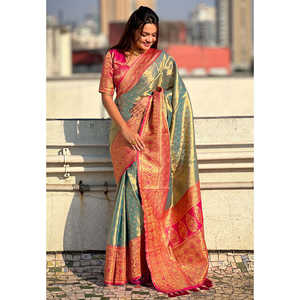 Sari de Tela Zari Gris Puro de Elite Weaves con Tejidos en Contraste para Vestidos de Cóctel - Product Image 5