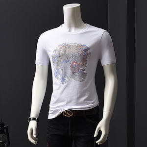 เสื้อยืดคอกลมแขนสั้นผ้าซาตินลายนูนสำหรับผู้ชาย ขายส่ง ผลิตจากโพลีเอสเตอร์/คอตตอน ผสมผสานกัน ระบายอากาศได้ดี เป็นมิตรกับสิ่งแวดล้อม - Product Image 5