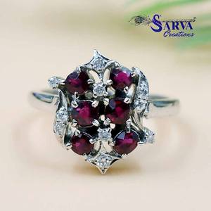 แหวนเงินแท้ 925 ประดับโรโดไลต์การ์เนตแบบกลุ่ม |   พลอยสีแดงธรรมชาติประดับด้วยคิวบิกเซอร์โคเนีย |   เครื่องประดับอัญมณีสำหรับผู้หญิง - Product Image 1