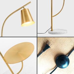 Lámpara de Pie de Metal Estilo Vintage con Acabado Antiguo y Pantalla de Tela para una Decoración Interior Elegante - Product Image 6