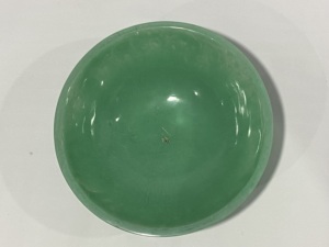 Bol à salade moderne en résine polie fait main, finition marbrée noire et aqua, vaisselle haut de gamme pour buffet de fête - Product Image 5