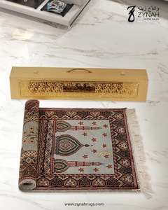Alfombra de oración islámica de lana gruesa de la mejor calidad, suave y lujosa, para el hogar, la oficina o la mezquita, disponible para la venta. - Product Image 4