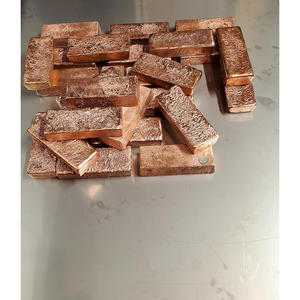Lingots de cuivre à vendre en gros pour la production d'alliages de cuivre et les usines de recyclage de métaux industriels - Product Image 1