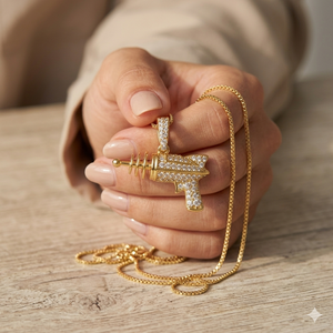 Pendentif unisexe en or 10K, style vintage, tendance hip-hop, personnalisé, massif, minimaliste, avec diamant de laboratoire taille brillant en forme de pistolet à rayons et d'épée - Product Image 3
