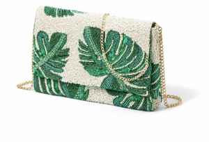 Bolso de mano de lujo verde con diseño de trapezio y hojas tropicales, con cuentas y botón, hecho a mano, para noche, con cadena para el hombro, elegante y de diseñador. - Product Image 4