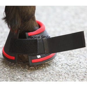 Botas de Campana para Caballos de Alta Calidad, Excelente Ajuste para los Cascos, Color Rojo (Par) - Product Image 3