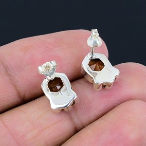 925 Sterling Silver Beautiful Natural Yellow Citrine Hexagon Stud Earrings <b>Online</b> Now at Factory Price Gemstone Jewelry Earrings - Product Image 3