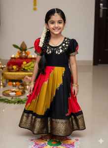 Robe de princesse royale festive Leheriya avec chemisier brodé Maggam - Product Image 2