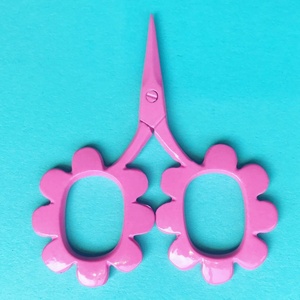 Ciseaux de manucure de haute précision pour broderie, outil de coupe de fil à pointe fine, lames tranchantes en acier inoxydable pour couture et nail art - Product Image 2
