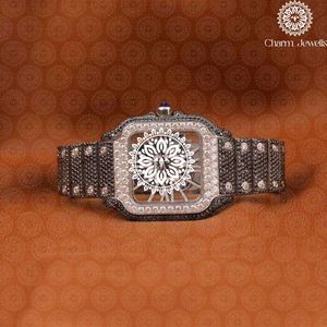 Charm_Jewells Reloj cuadrado de lujo de acero inoxidable para mujer, movimiento de cuarzo analógico, pulsera con incrustaciones de diamantes, 30 mm - Product Image 1