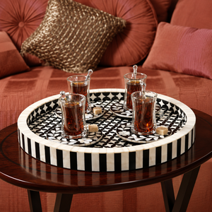 Plateau de service artisanal en bois et nacre |   Sous-verres, assiettes, décorations pour la maison, décorations de mariage, cadeaux de luxe faits à la main pour l'Aïd et le Ramadan - Product Image 1