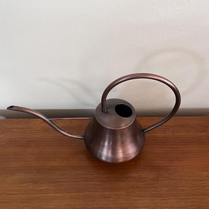 Regadera vintage de metal oscuro con recubrimiento en polvo, ecológica, duradera, perfecta para plantas de jardín, riego interior y exterior. - Product Image 5