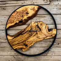 Jam Dinding Kayu Solid Rustic Modern Farmhouse Buatan Tangan, Beroperasi dengan Baterai, Analog Quartz dengan Pola Geometris Abstrak