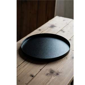 Plateau de service rond en métal noir mat moderne, plateau décoratif pour table basse, plateau en fer industriel minimaliste de luxe pour ottoman - Product Image 3