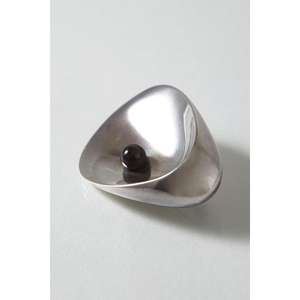 Bol à fruits en métal de style français, fait main, élégant, artisanat décoratif, bol à noix et biscuits, objet de décoration moderne pour la maison - Product Image 1