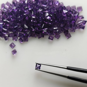 อเมทิสต์แอฟริกันธรรมชาติ 2.5 มม. ทรงสี่เหลี่ยมเจียระไนแบบ Step Cut คุณภาพดีที่สุด พลอยเม็ดเดี่ยวสำหรับทำเครื่องประดับ - Product Image 1