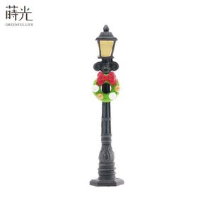 202508 1:64 accessoires miniatures en résine de Style féerique religieux moderne pour maisons de poupée Figurines d'elfe NOËL - Product Image 3