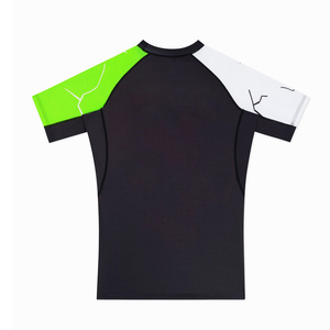 Saqbandco Rashguard noir à manches courtes avec manches blanches/jaunes, logo frontal, séchage rapide, UPF50+, anti-bactérien, pour adultes - Product Image 3