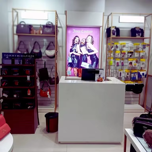 Conception d'intérieur élégante pour grands magasins, aménagement de vente au détail haut de gamme, étagères de présentation, unités de produits, intérieurs de magasins intelligents - Product Image 3