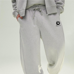 Survêtements surdimensionnés personnalisés avec logo imprimé, légers, streetwear, écologiques, pour l'hiver, pour hommes - Product Image 4