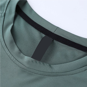 2026 Top Selling High Quality Premium <b>Men's</b> Long Sleeve Rash Guard Solid Green Quick Dry Breathable Polyester Sport Top - Product Image 4
