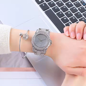 Reloj de Pulsera de Cuarzo Analógico Moderno para Hombre, con Diamantes de Moissanita de Alta Gama, Diseño Elegante y Lujoso - Product Image 2
