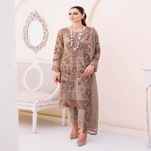 Travail de broderie indienne pakistanaise Salwar Kameez trois pièces Saari pour les femmes pour la fête Wear-Eid Sale - Product Image 2