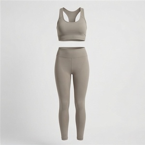 Conjunto de yoga sin costuras para mujer, 2 piezas: sujetador deportivo tipo racerback y leggings de cintura alta - Product Image 1
