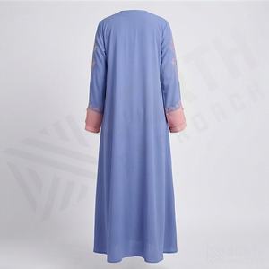 Abaya de Satén Modesta de Primera Calidad para Mujeres Musulmanas, Estilo Islámico, Manga Larga, Venta al Por Mayor, Elegante y a la Moda - Product Image 2