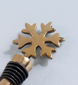 Tapón de Botella de Vino con Diseño de Copo de Nieve en Latón, Tapón de Vino Metálico Reutilizable, Sellador Decorativo para Botellas de Bar, Herramienta de Cocina y Bar - Product Image 3