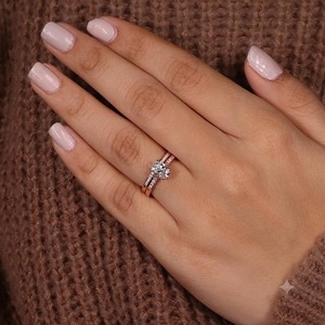 Bague de fiançailles en or rose 10K avec diamant ovale 1,25 carat de clarté E VS1 et demi-alliance éternelle pour elle, bague en diamant de laboratoire véritable - Product Image 5