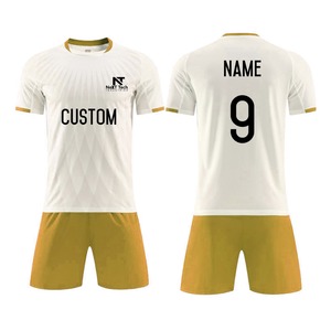 Vêtements de sport confortables pour hommes, uniforme de football 100% polyester, uniforme de football sur mesure pour hommes - Product Image 3