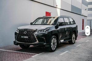 รถยนต์มือสองแท้ สภาพดี สะอาด ปี 2018 LX 570 5.7L V8 Signature Black Edition รุ่นปี 2021 - Product Image 6