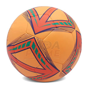 Ballon de sport hybride personnalisé de haute qualité, écologique, avec une couche extérieure durable, un rebond constant et une manipulation légère - Product Image 4