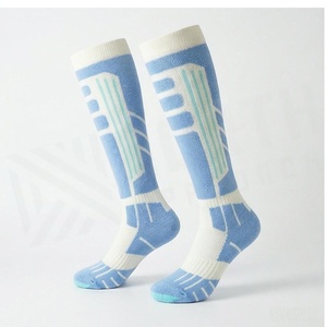 American Football Jersey and Pant Full Set Custom Design Quick Dry American Football Uniform Set Men Professional Sports Apparel - Product Image 3
