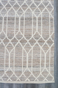 Alfombra de Poliéster HILTEX para Interiores/Exteriores, Lavable, para Todo Clima, con Base de Látex, Pelo Plano, Diseño Abstracto, 6mm de Grosor, Ideal para Picnic - Product Image 4