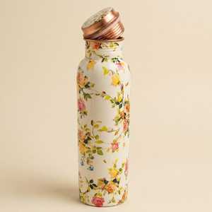 Botella de agua de cobre puro con diseño floral y tapa de cobre, portátil para viajes, con propiedades ayurvédicas y beneficios para la salud. - Product Image 4