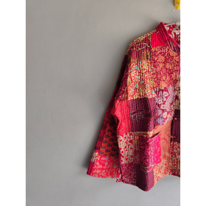 Chaqueta de dormir acolchada con patchwork para mujer, reversible, estilo Kantha, con botones al frente, top corto de primavera, regalo para ella. - Product Image 4