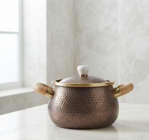Soupières Vintage en Cuivre Sterling de Qualité Supérieure avec Poignées en Bois Martelé – Essentiels pour la Cuisine et la Table - Product Image 1