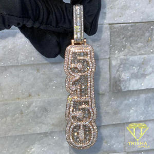 Pendentif en Moissanite Premium avec Diamants Brillants, Taille Baguette et Pierres Rondes, Bijou Tendance en Or Rose - Product Image 1